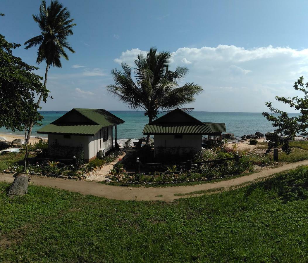 Beach House Kampung Genting Екстериор снимка