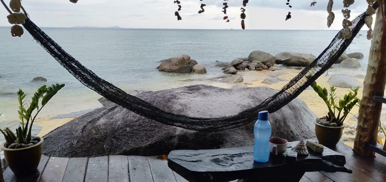 Beach House Kampung Genting Екстериор снимка