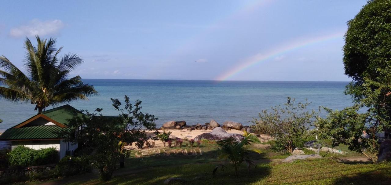 Beach House Kampung Genting Екстериор снимка